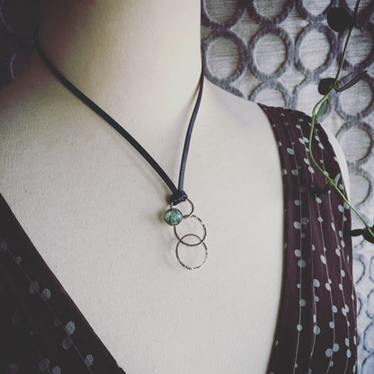 眼鏡ホルダー ネックレス 水色 メンズ レディース 眼鏡ホルダー